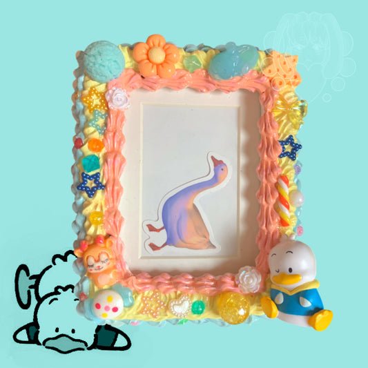 Pekkle Decoden Frame 2.5x3.5